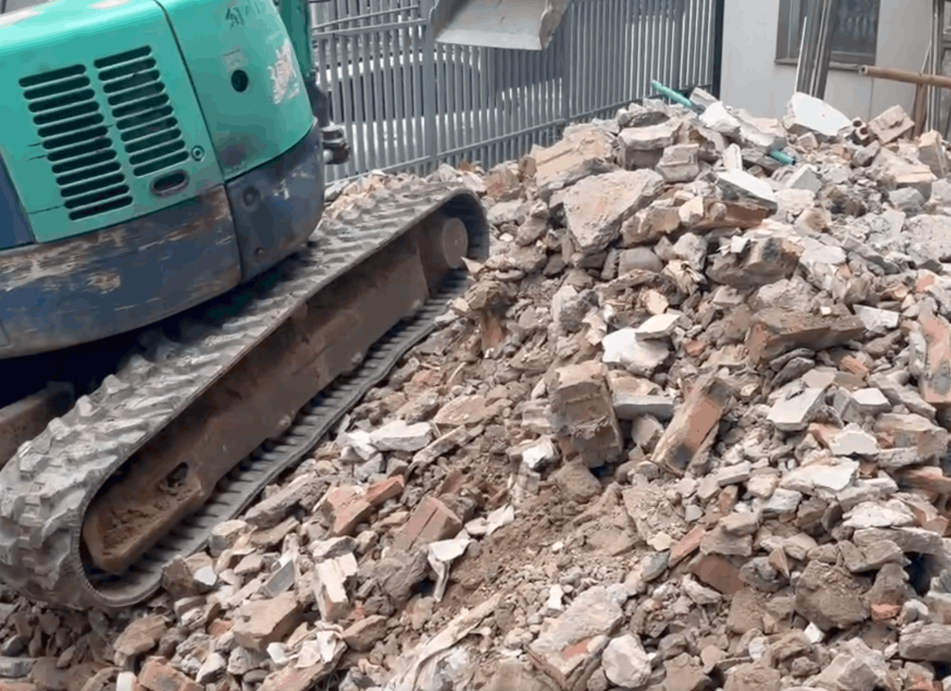 Dịch Vụ Vận Chuyển Phế Thải Tại Đại Mỗ – Giải Pháp Gọn Gàng Sau Sửa Nhà Và Cải Tạo Nội Thất